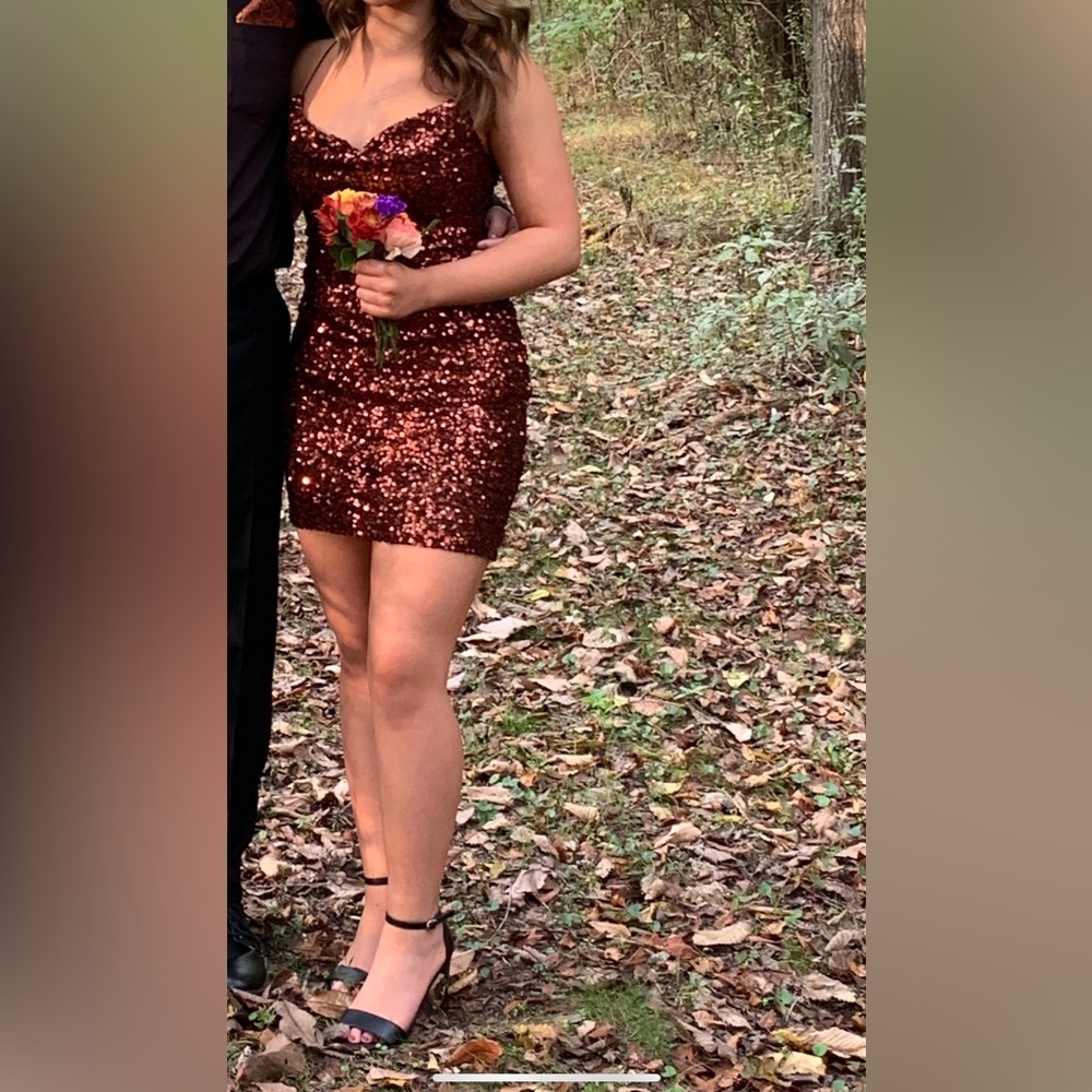 Windsor Party Mini Sequin Dress - size M
